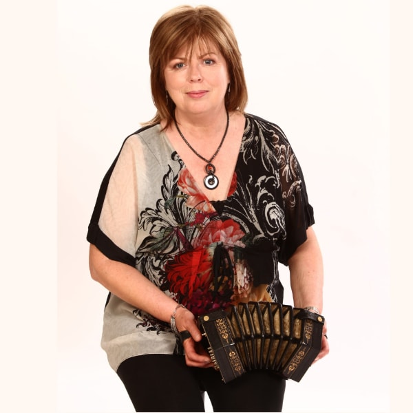 Mary MacNamara, Irish accordion player